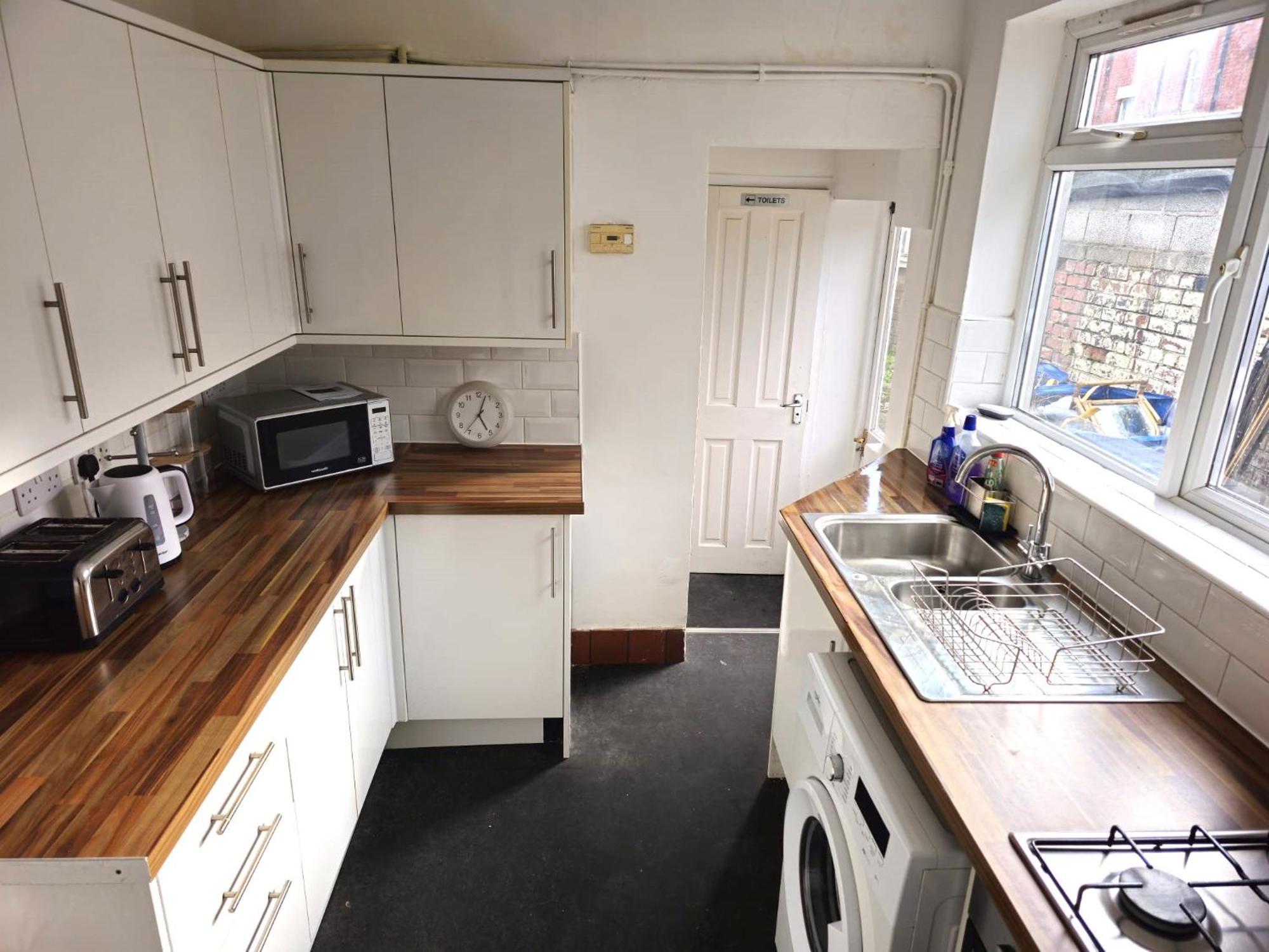 Adorable By Gloucester Road Homestay
